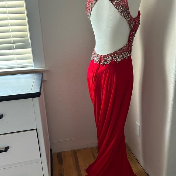 Red open back formal dress with chiffon skirt - Picture 2 of 4